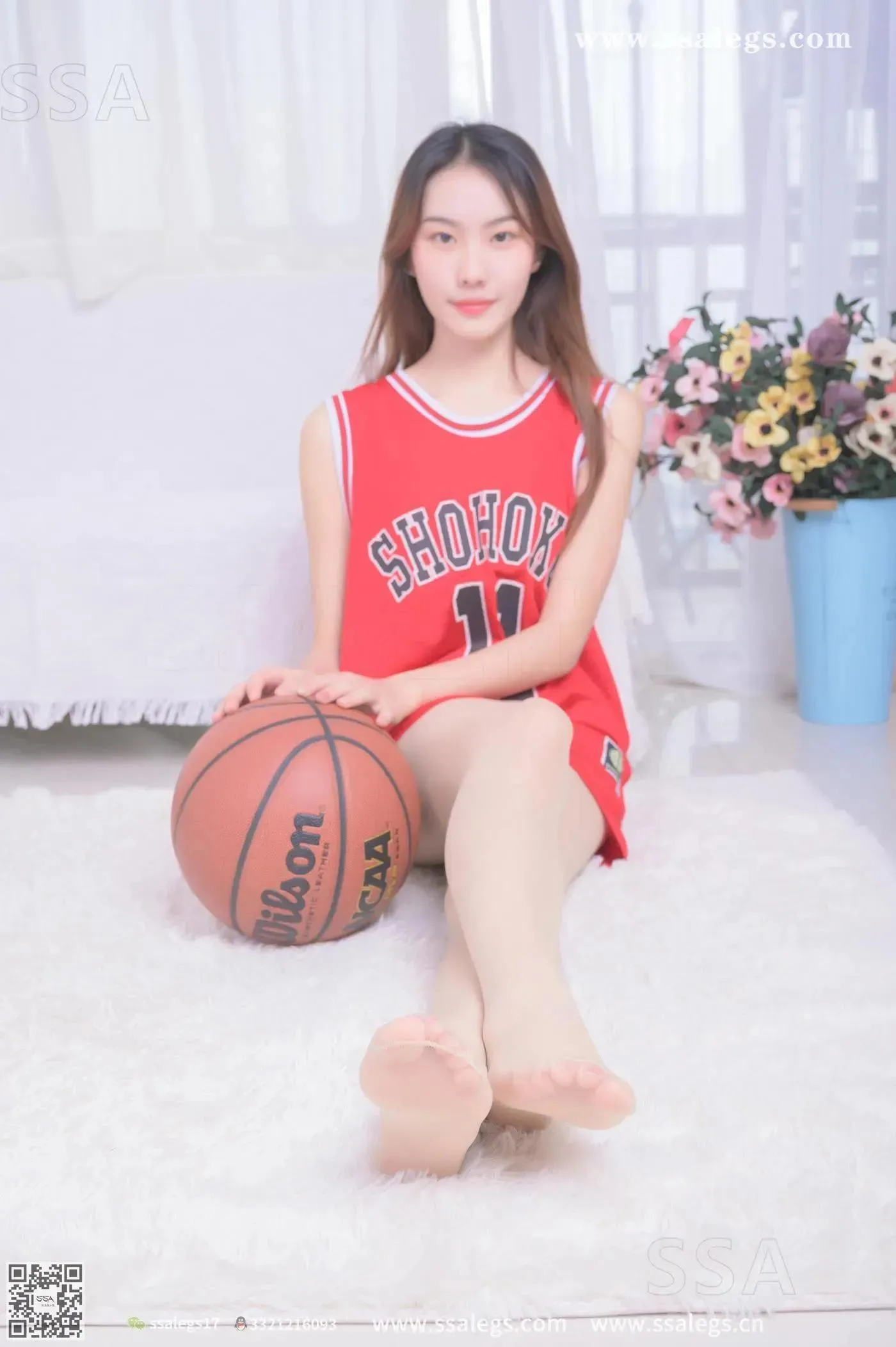 [SSA丝社]超清写真 NO.325 素素小姐姐放假在家穿丝袜陪你玩篮球(下) [79P]插图2
